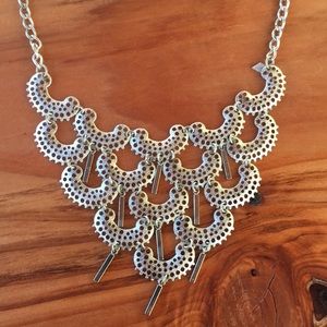 Sarah Coventry Vintage Bib Necklace